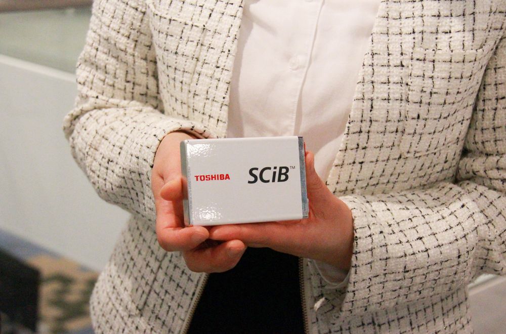 SCiB?電池（充電電池的最小單位），在汽車(chē)上安裝由多個(gè)電池組成的模塊